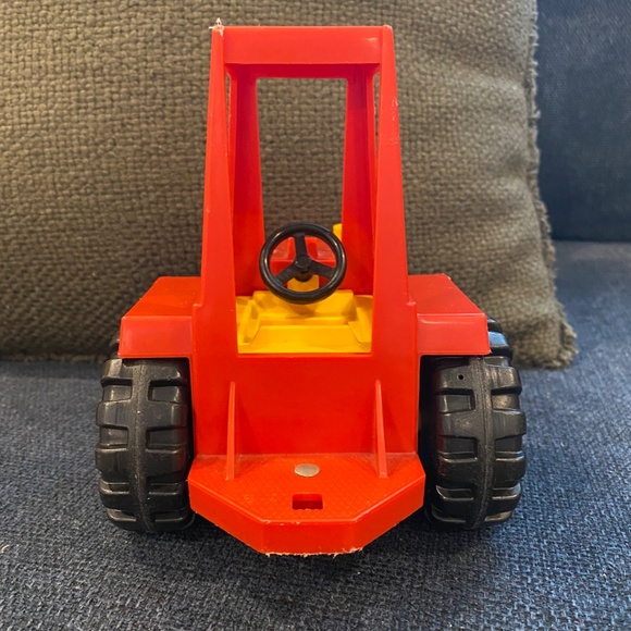 Vintage Fisher Price Tractor - Picture 4 of 5